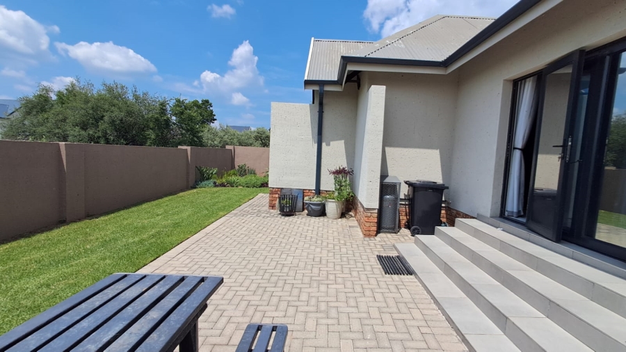 4 Bedroom Property for Sale in Vaal de Grace Golf Estate North West